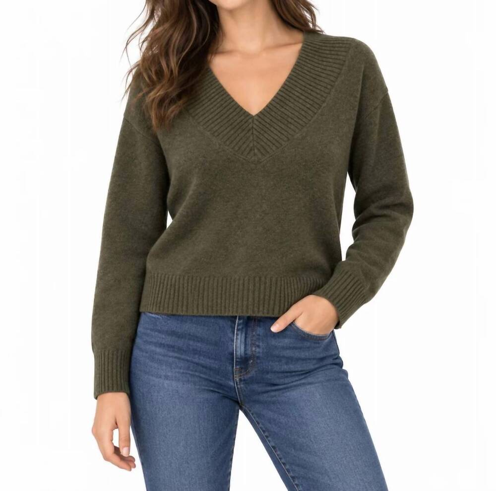 NEW RD STYLE long sleeve v-neck pull-over sweater in olive